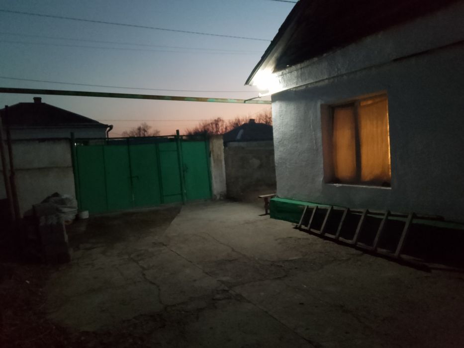 Продаётся дом просим 19.мл торг есть.
