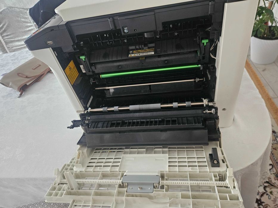 офисный ч/б принтер TOSHIBA