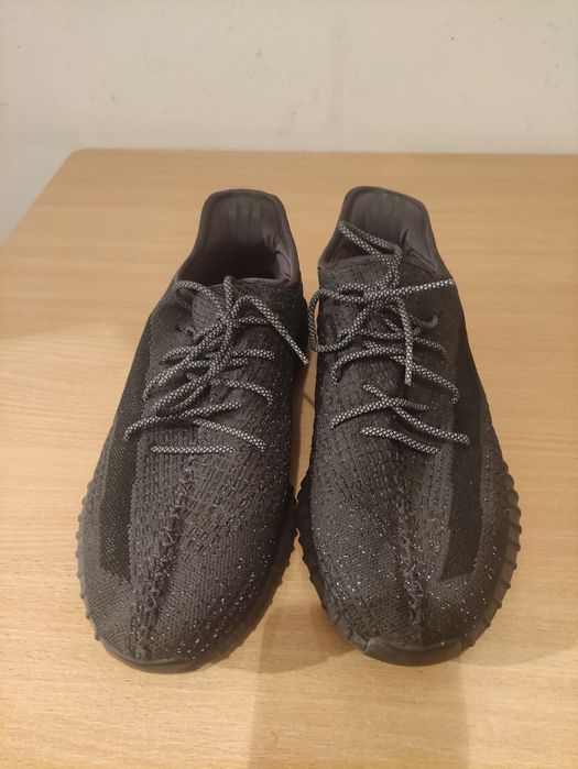 Adidași Yeezy boost