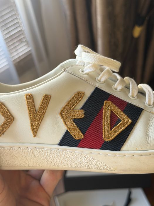 Gucci Ace Embroidered "Loved" Sneakers