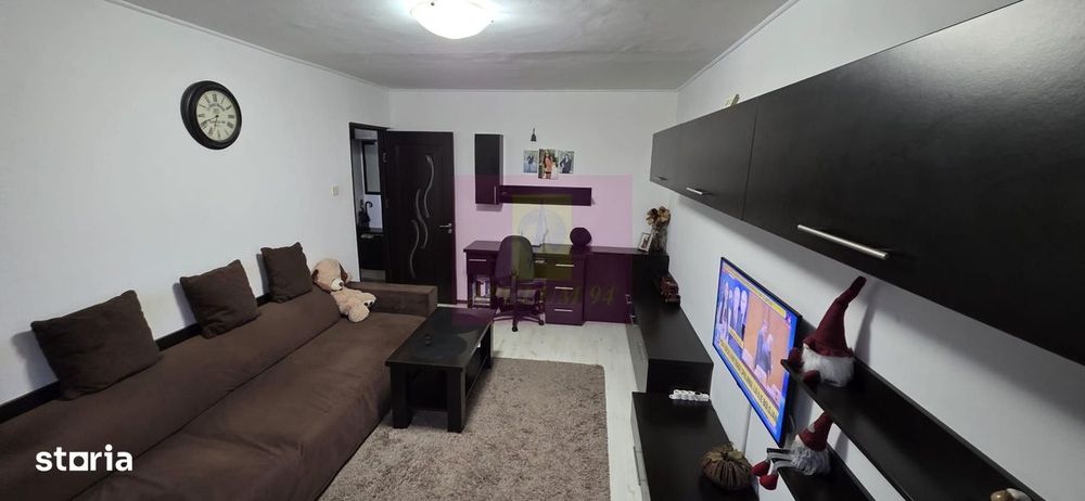 Apartament cu 2 camere de vânzare în Câmpina, zonă Central