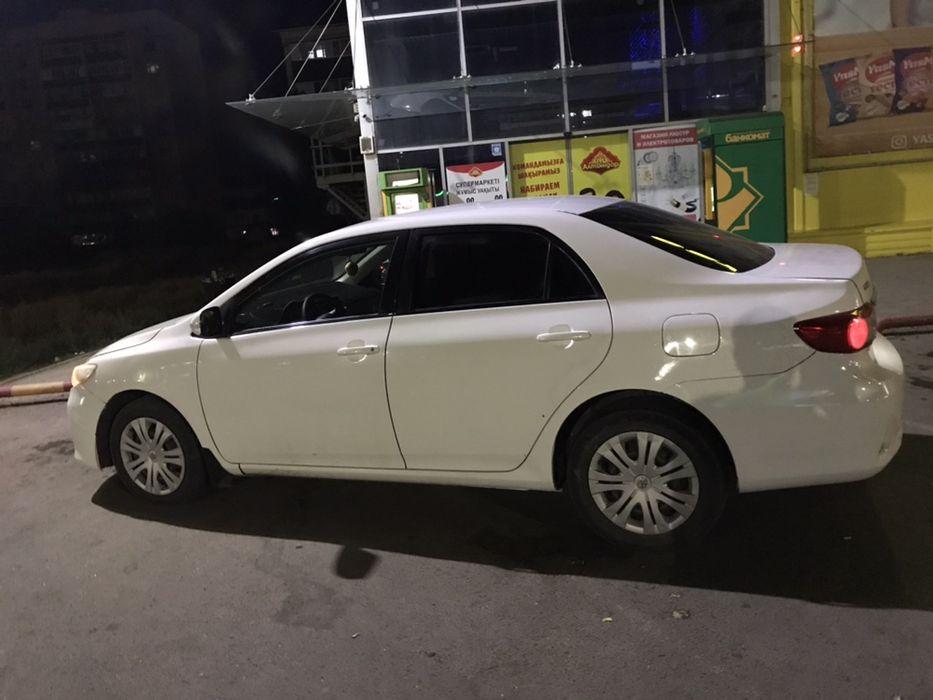 Продам тойота короллу очен срочно!!!