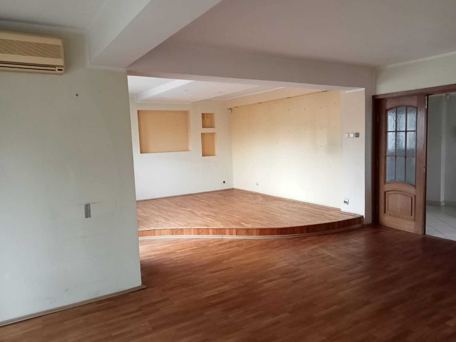 Vand casa vila cladire birouri str morilor