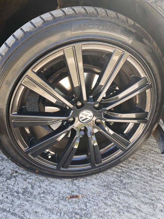 Джанти с гуми 225/45/18  5/112 Нови