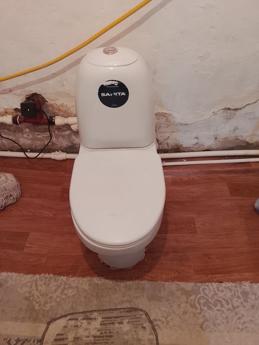Продам унитаз бу