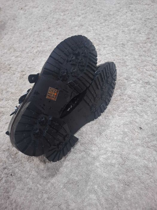 Продават се.Нови само пробвани