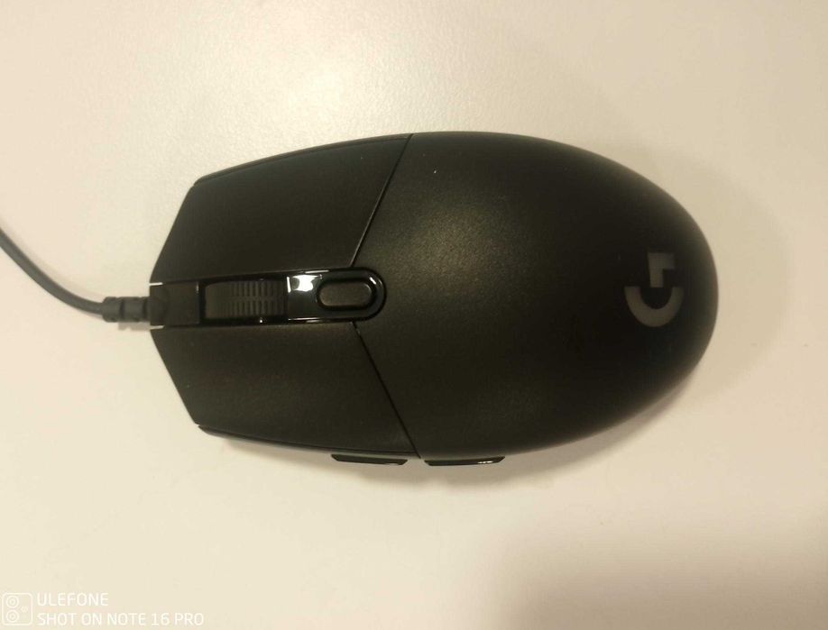 logitech G102 lightsynk Gaming Mouse