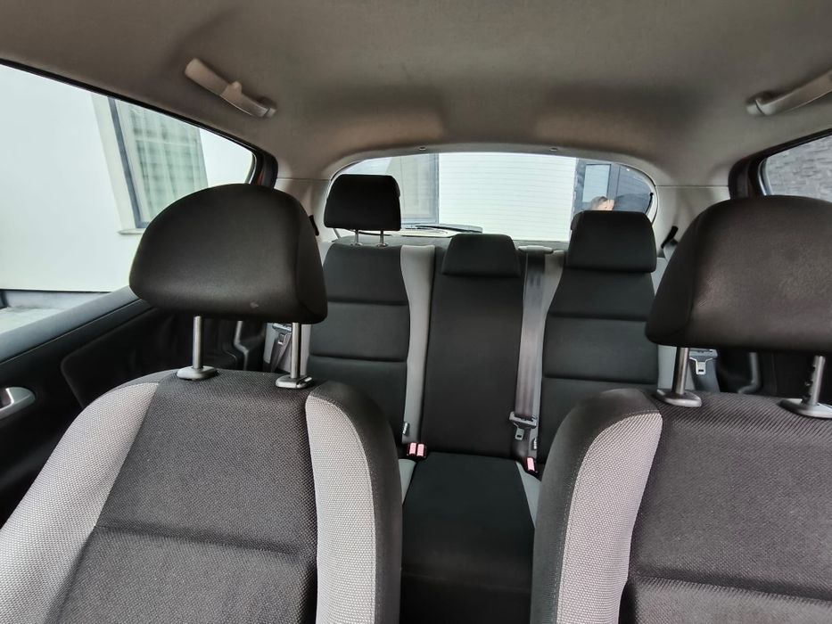 Vând Peugeot 207  an 2008   80.700 km