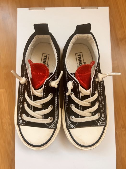 Кеды на девочку 25 и 27 размеров