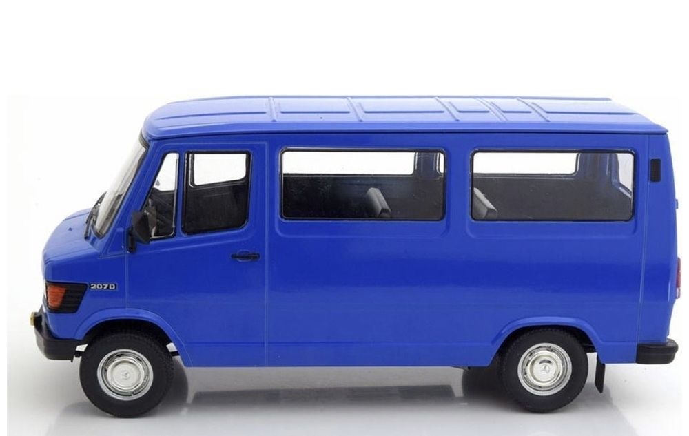 Масштабные модели 1/18