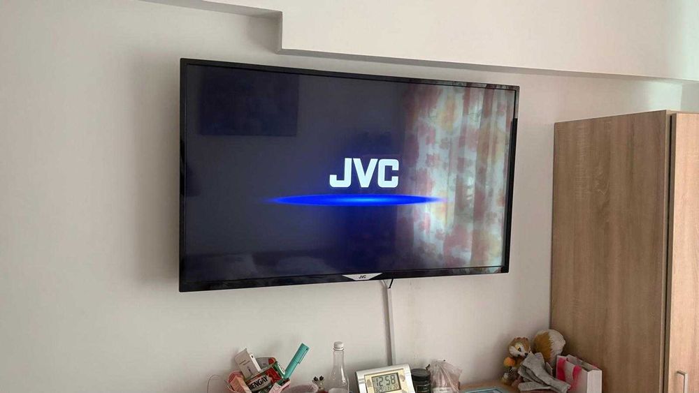 TV  JVC LT-49VU53K functional diagonala 125 cm, unele probleme soft