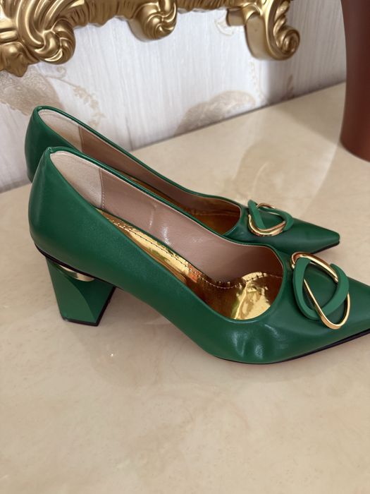 Туфли Rovigo 40 размер