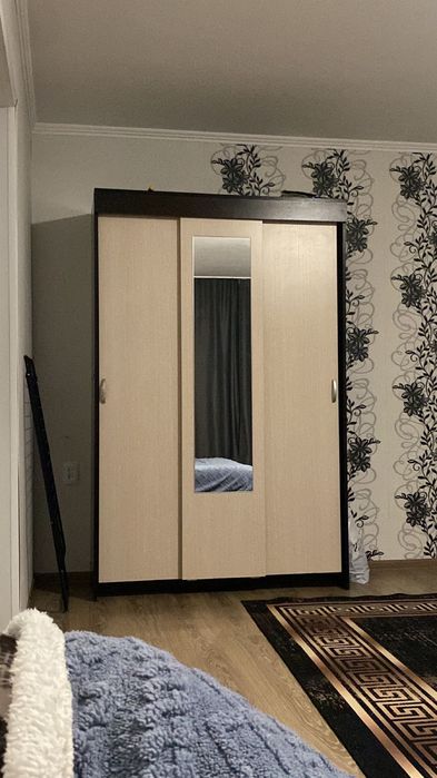Продам шкаф купе
