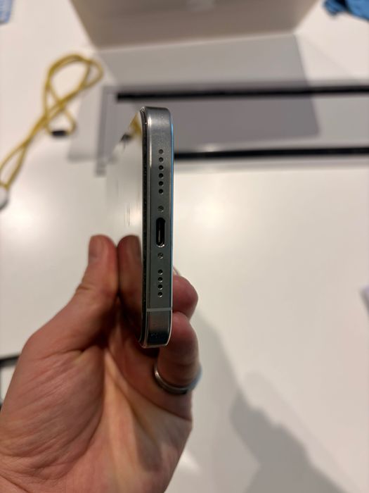 iPhone 16 Pro Max 1 TB