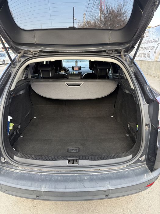 Renault Megane 3 Bose 1.5 dCi 110 CP – Ambreiaj nou, Cameră, Navigație