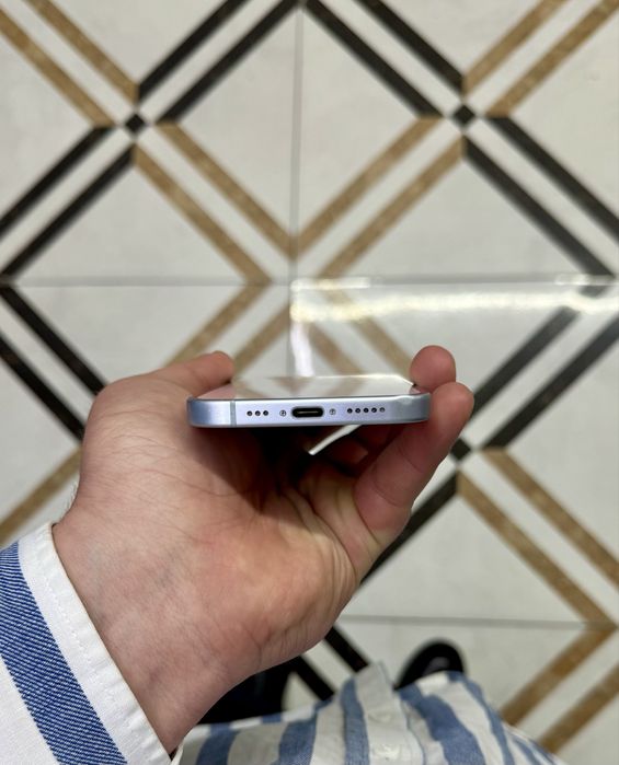 Iphone 15 blue 128 гб Айфон 15 синий