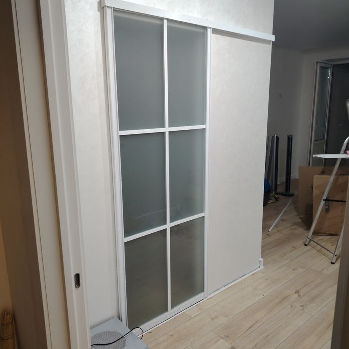 Межкомнатные двери купе