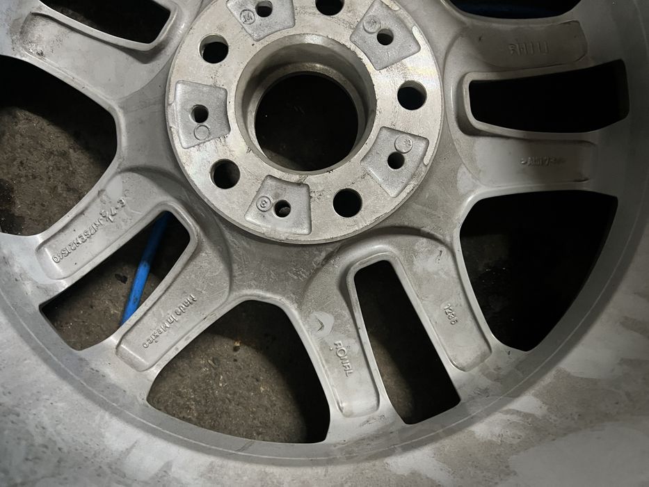 rezerva janta noua pt bmw cu anvelopa 235 65 17 sau de tabla pe 15"