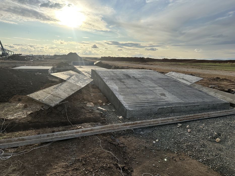 Бригада строителей