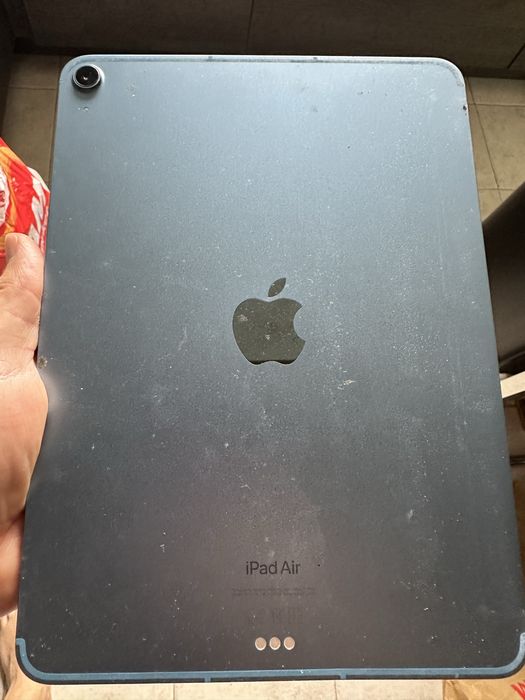 Ipad AIr 5 th generation wi- fi + cellular