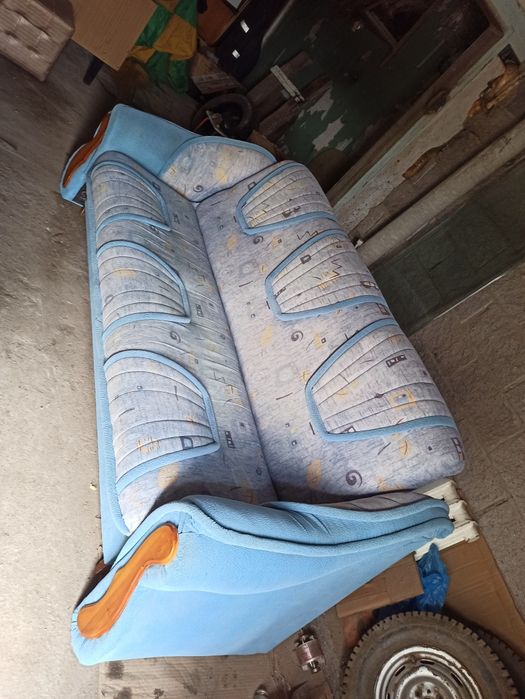 Продам диван книжка