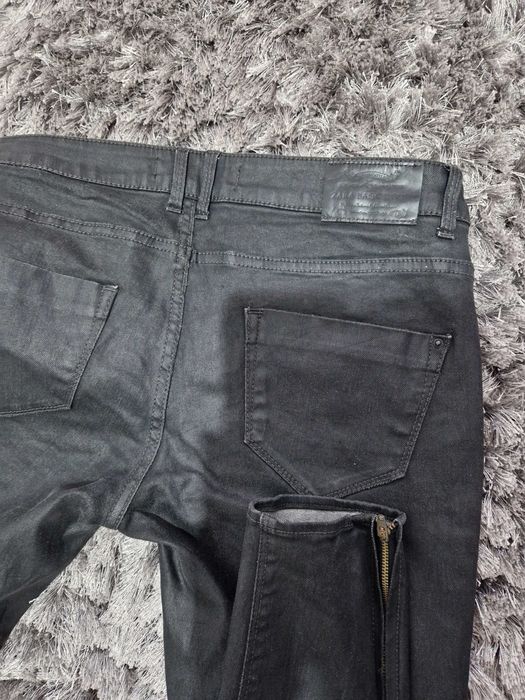 Blugi Zara 40 negru cu fermoare
