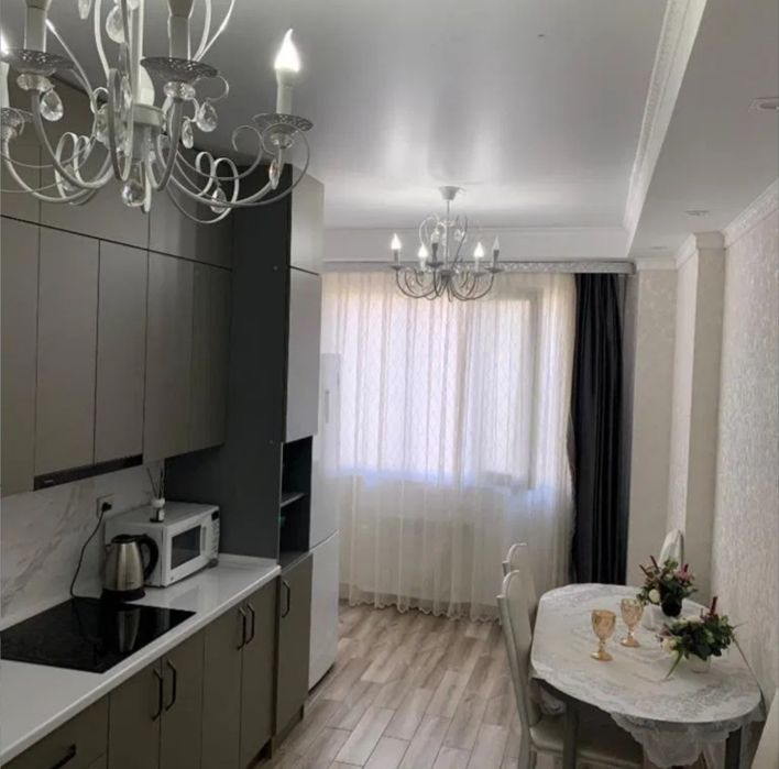 В центре 2-х комнатная посуточно.