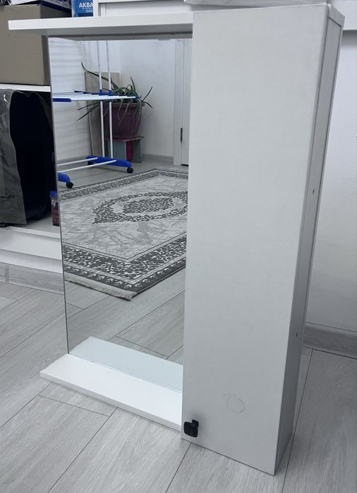 Шкафчик для ванной новая