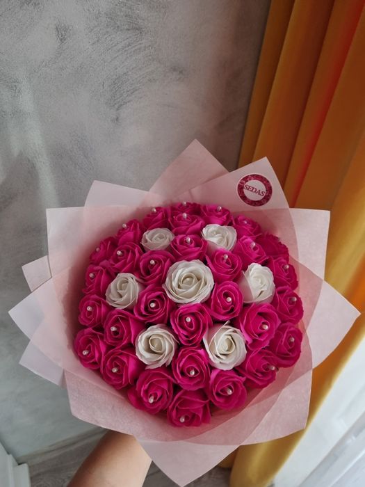 Buchet 37 trandafiri de săpun