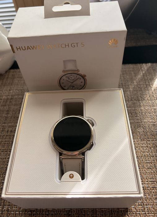 Huawei Watch GT 5