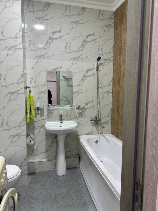 R17! Сдаётся Квартира 2/3/7 на  Мирзо Улугбекском, ор-р Эко Базар