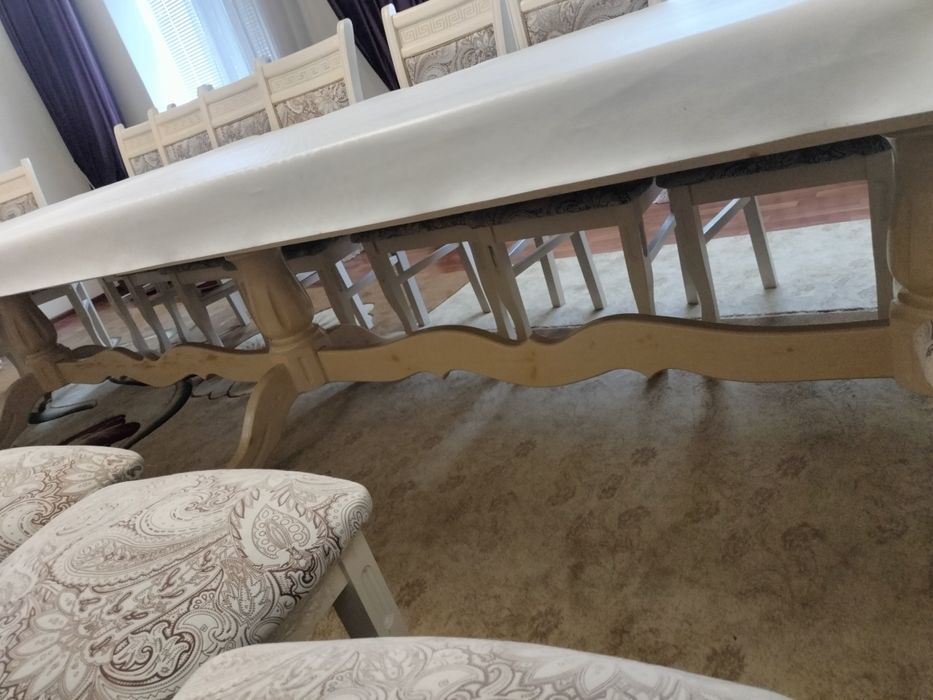 Продам Стол со стульями