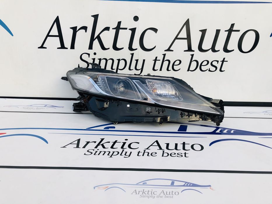 Far dreapta Full Led Toyota Camry după 2018 cod 81110-33G00