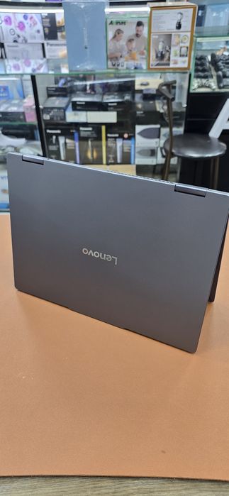 Lenovo IdeaPad 5 2-in-1 14AKP10