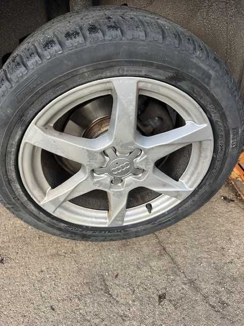 245/45/17 зимни и 225/55/17 летни гуми  с джанти 5х112/17" за Audi,