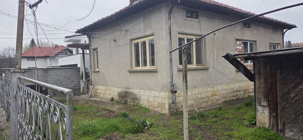 Къща в гр. Левски