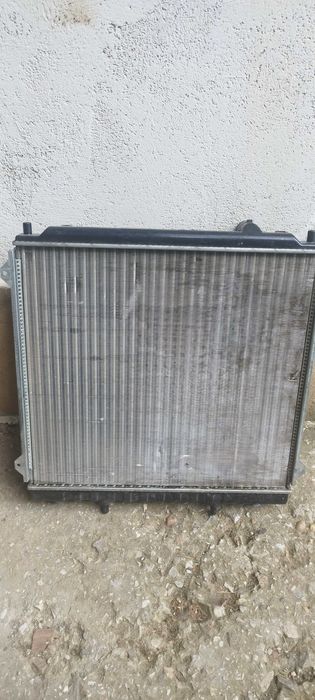 Hyundai terrakan радиатор.
