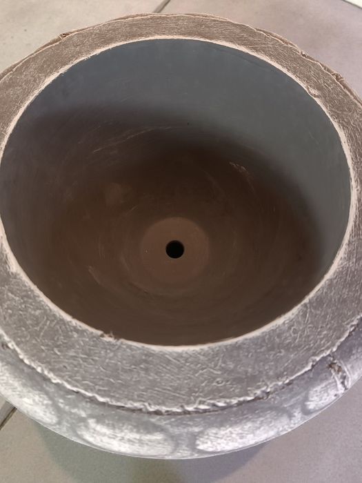 Ghiveci flori din beton