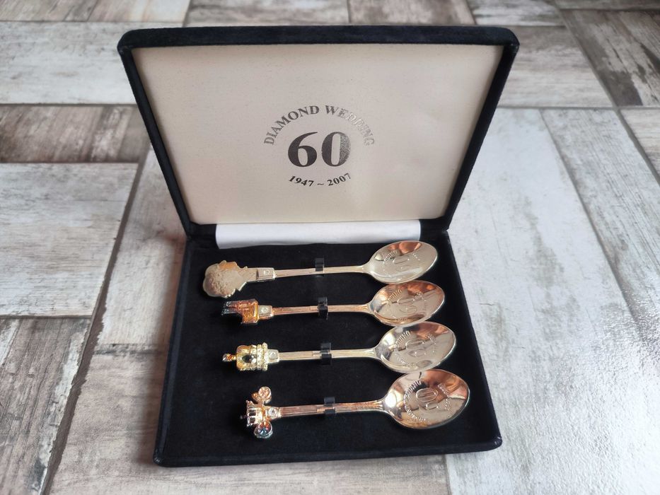 Комплект 4 щамповани лъжички за кафе или чай-1947-2007-Колекционерски