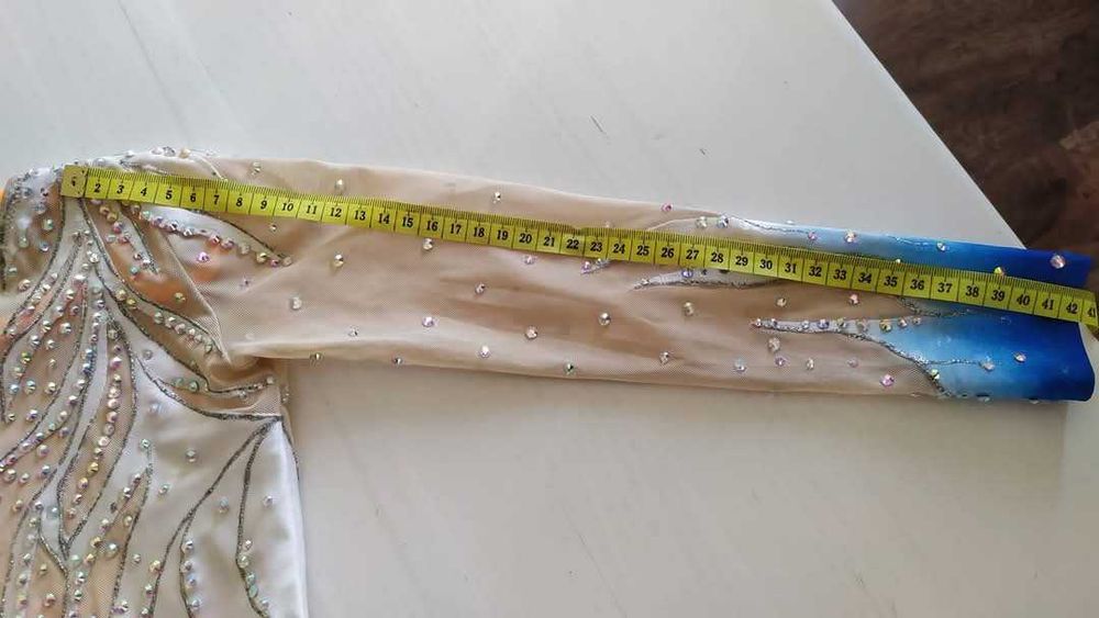 Трико за художествена гимнастика