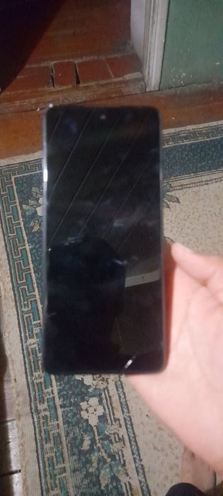 Ajib x1 telefoni 8.128