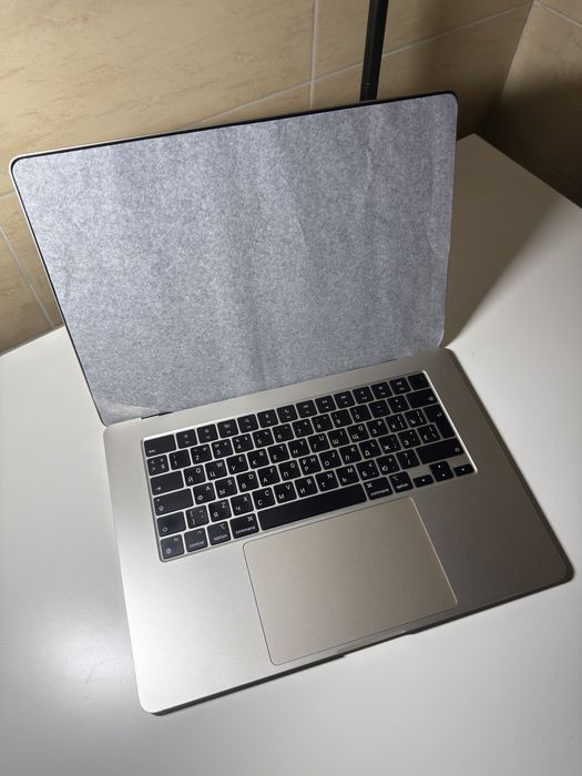 Macbook Air 15 M3 8/512