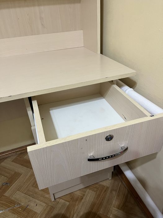 Письменный стол школьника