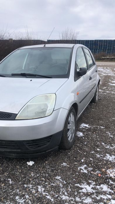 Ford Fiesta 1.4 benzină an 2003