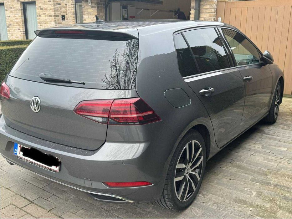 De vanzare golf 2018 foarte bine intretinut primul proprietar