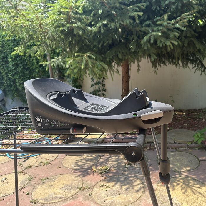 Scoica auto pentru copii Cybex Gold Cloud G i-Size Plus + Baza G, Moon Black