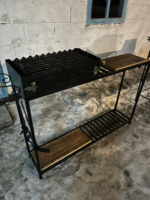 Продаются Мангалы, сделанные в мастерской в отличном качестве