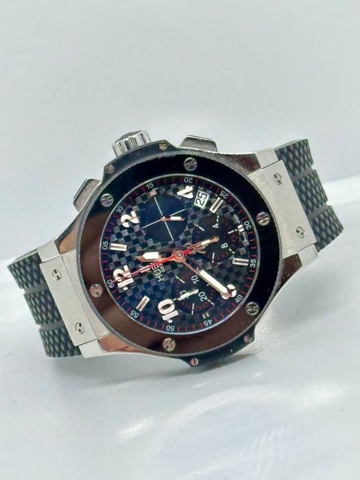 Продам мужские часы Hublot Big Bang