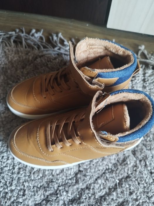 Детски високи обувки за момче - 33 номер