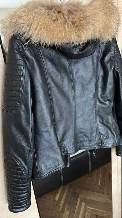 кожено яке с качулка и яка от лисица